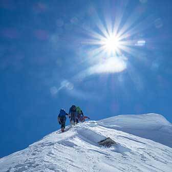Ski Mountaineering to Dent d'Hérens, Ski Touring in Valpelline