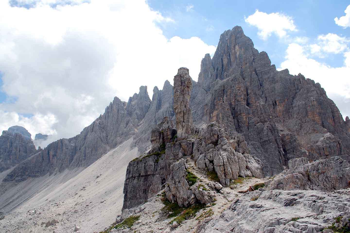 Alta Via delle Dolomiti n. 4 - Tre Cime di Lavaredo Alta Via delle Dolomiti n. 4 - Tre Cime di Lavaredo