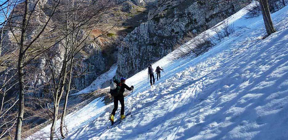 Ski Mountaineering to Monte Amaro, Rava della Giumenta Bianca