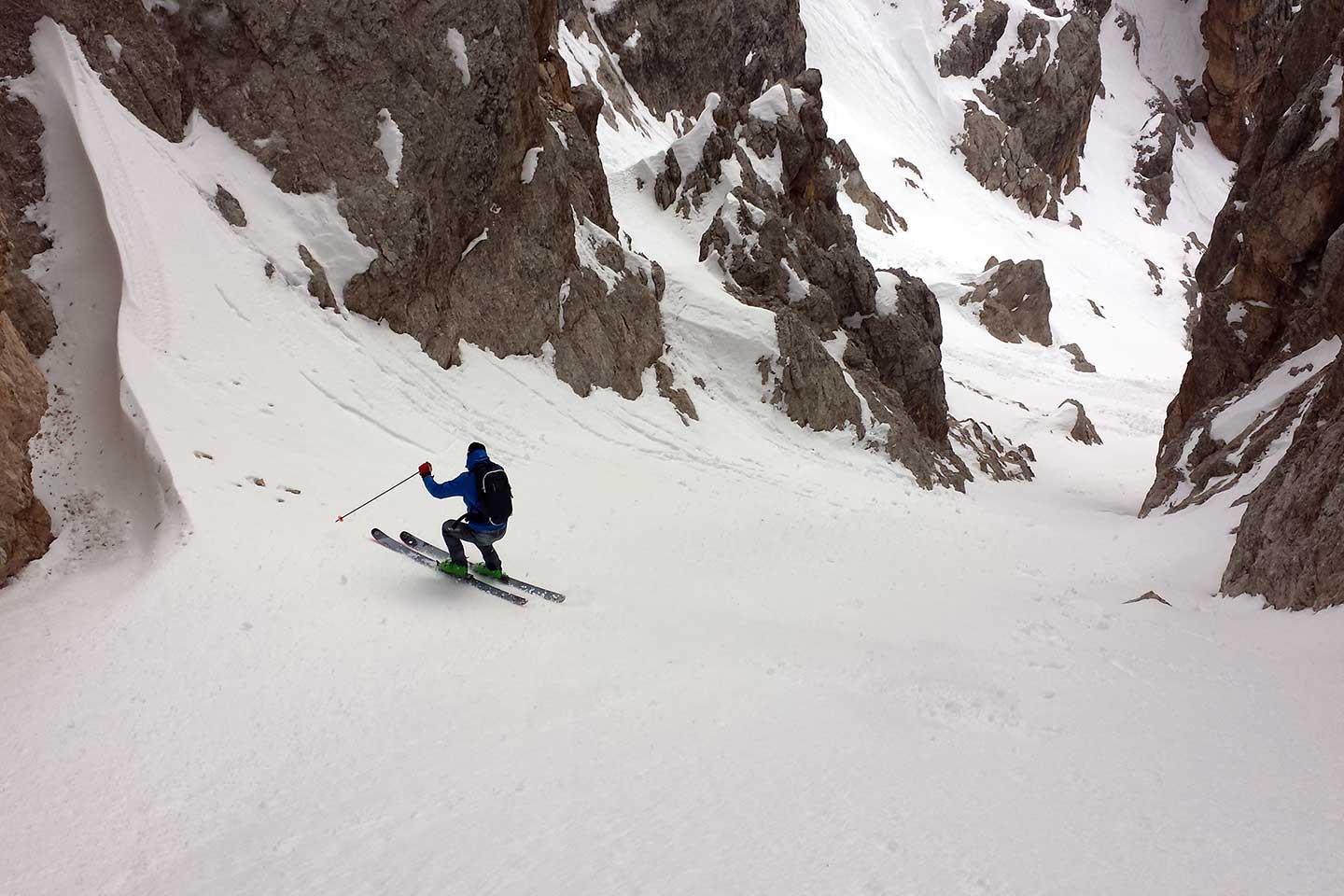 Sci Fuoripista alle Tofane al Canalino del Tridente Sci Fuoripista alle Tofane al Canalino del Tridente