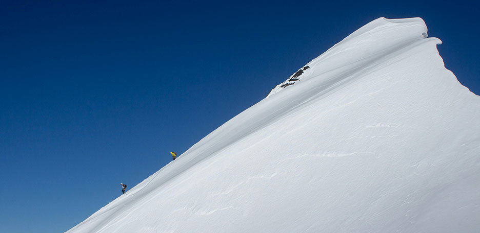 Alpinismo al Grand Combin, Via Normale, Spalla Isler