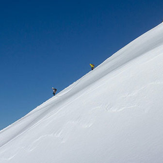 Alpinismo al Grand Combin, Via Normale, Spalla Isler