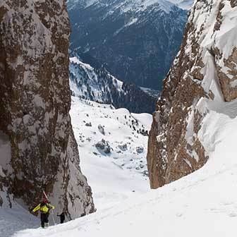 Ski Mountaineering to Forcella del Dente at Sassolungo
