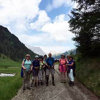 Trekking in Val Duron to Chalet Baita Lino Brach