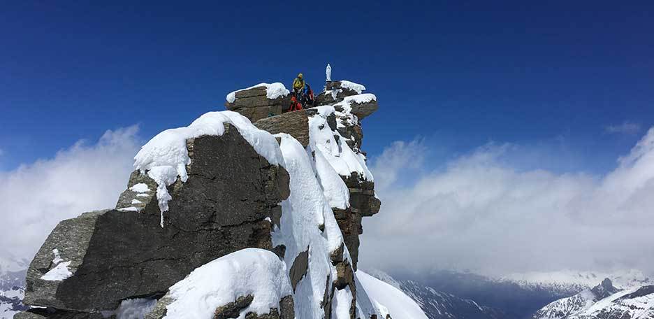 Climbing Gran Paradiso, 2-Day Mountaineering Ascent