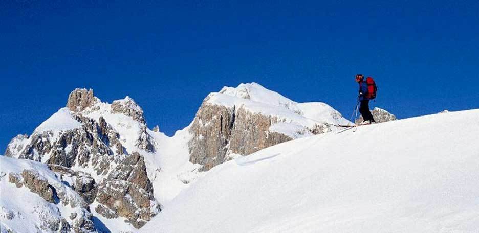 Ski Mountaineering to Vallon della Manstorna in the Pale di San Martino
