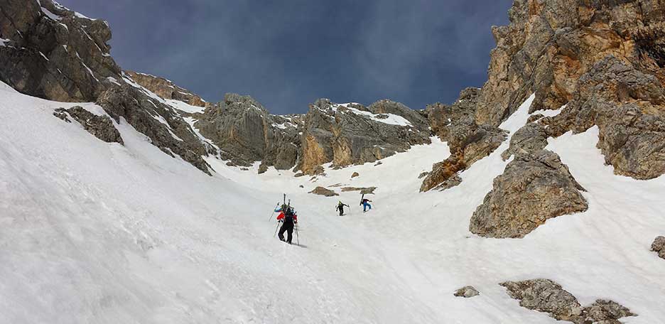 Ski Mountaineering to Tofana Terza and Vallon de Raola