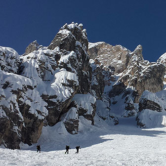 Ski Mountaineering in Val Fonda to Forcella del Cristallo