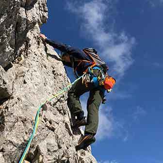 Vinatzer Castiglioni Climbing Route in Marmolada