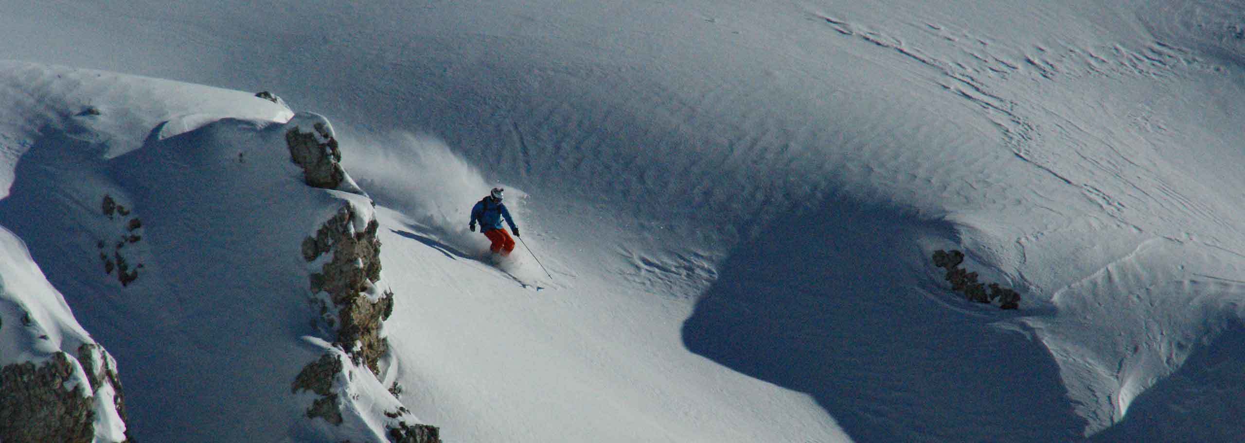 Off-piste Skiing in Folgarida Marilleva, Freeride with a Mountain Guide