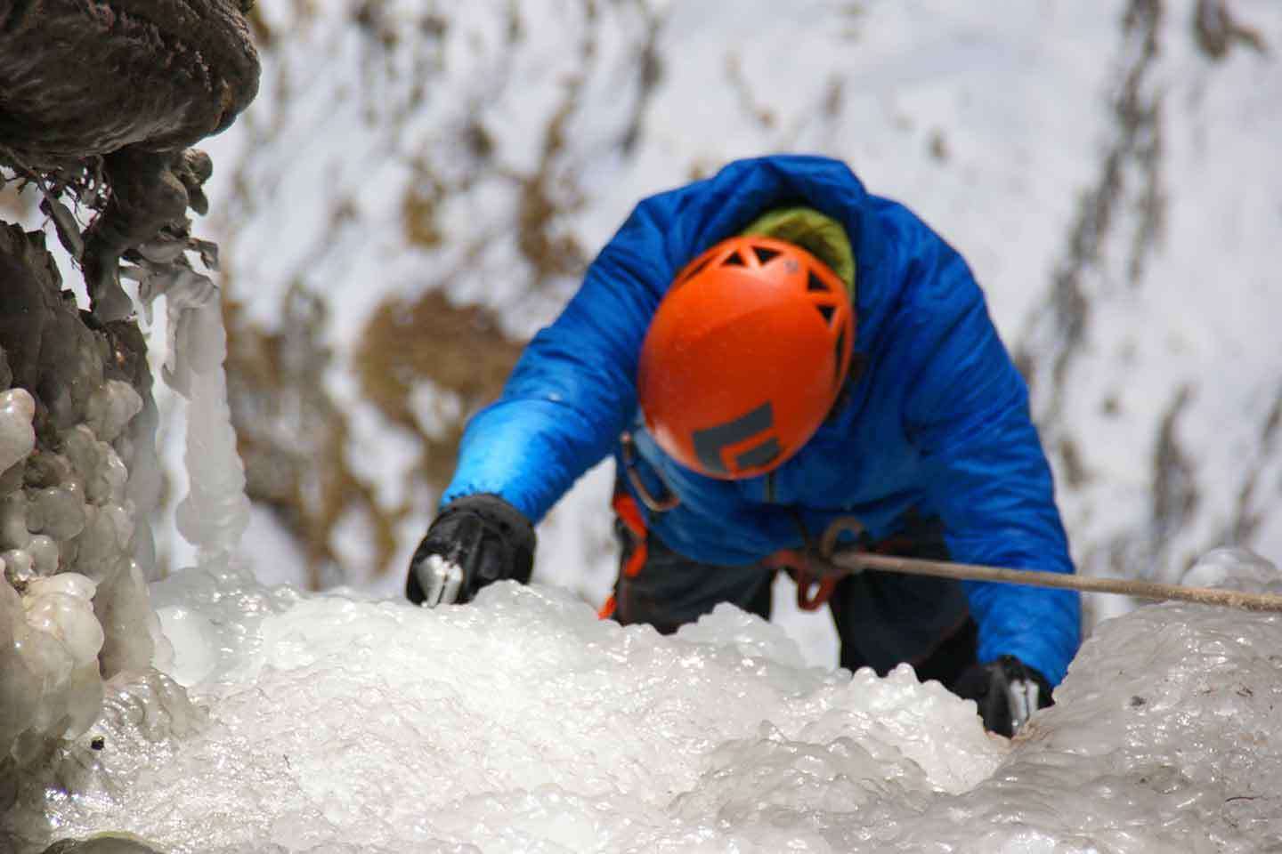 Ice Climbing in Cuneo, Courses & Multi-pitch Routes