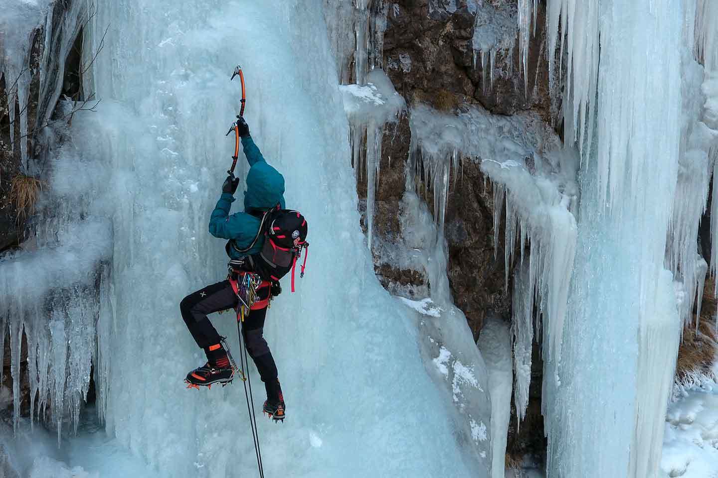 Ice Climbing in Pragelato, Icefalls Climbing