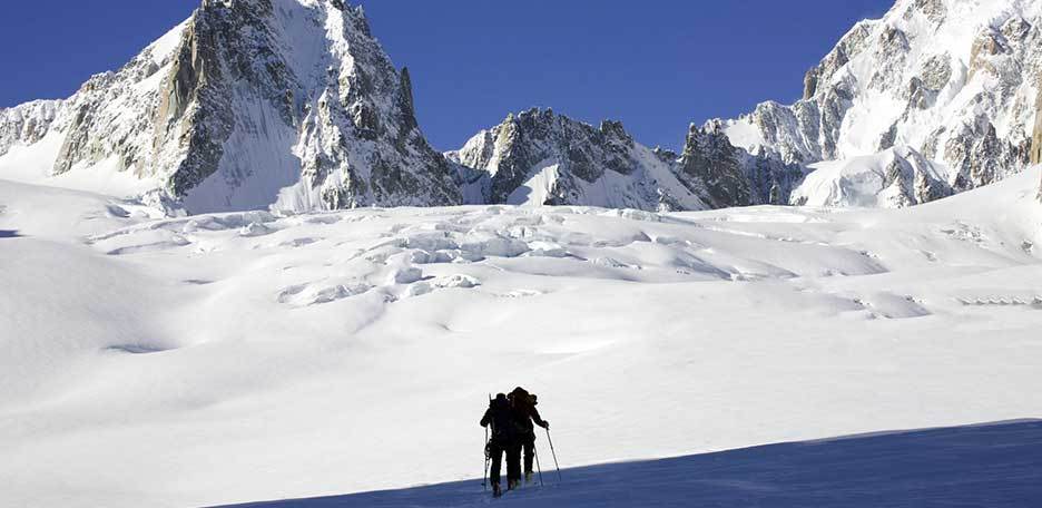 Sci Alpinismo al Monte Bianco dal Rifugio Des Cosmiques