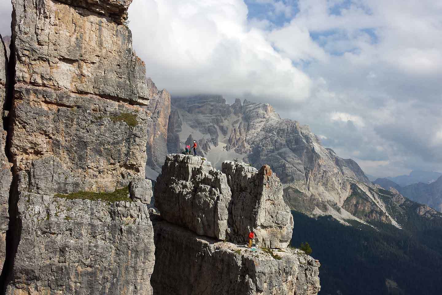 Arrampicata in 5 Torri, Corsi e Vie d'Arrampicata