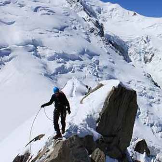 Arête des Cosmiques, Alpinismo all'Aiguille du Midi