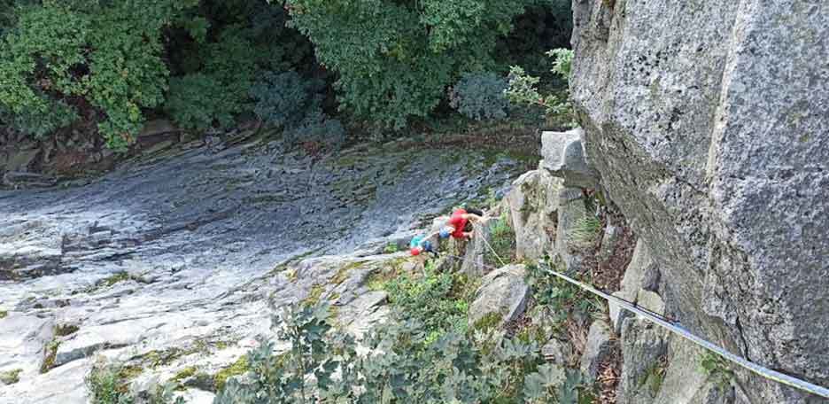 Arrampicata della Via Bianchini a Rocca Pendice