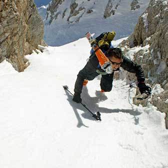 Sci Alpinismo alla Forcella Adì a Croda da Lago