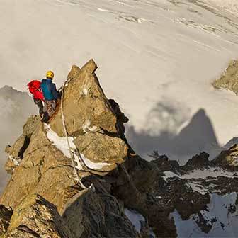 Climb to Dent du Géant