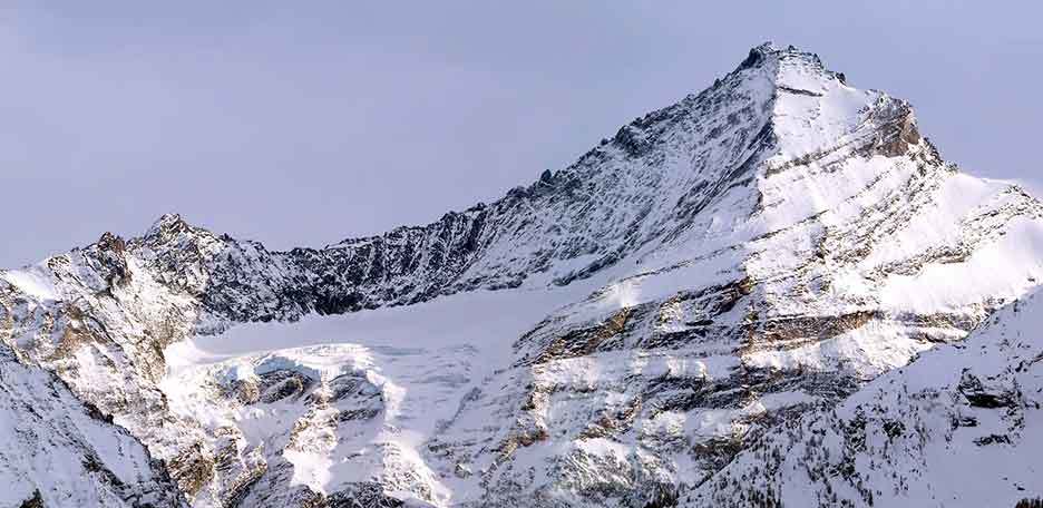 Climbing La Grivola, 2-Day Mountaineering Ascent