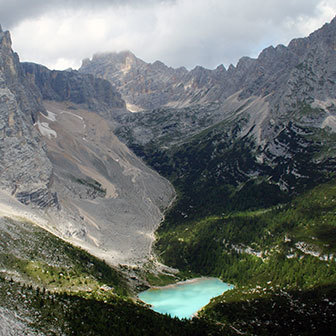 Escursione al Lago del Sorapiss e al Rifugio Vandelli