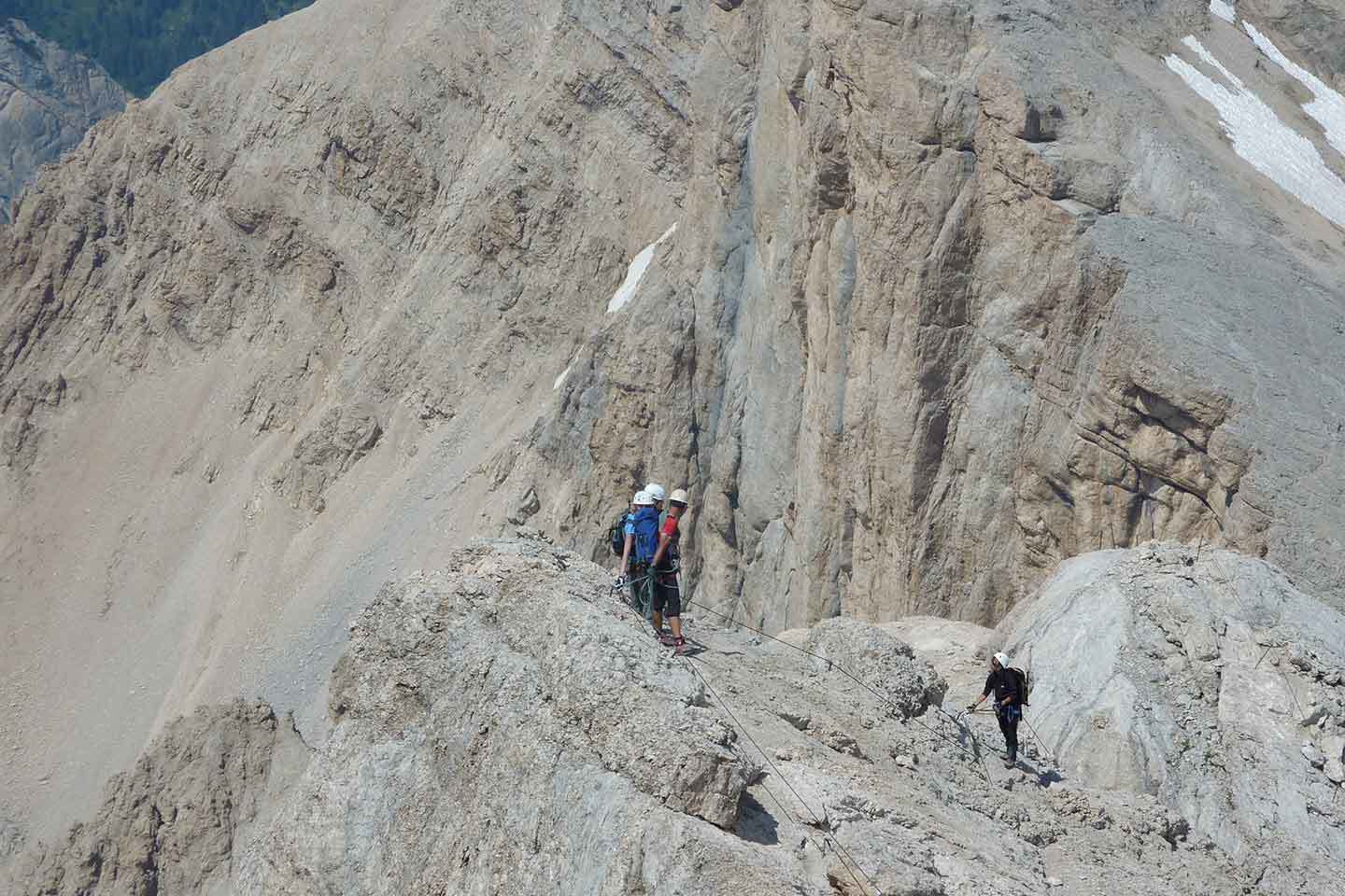 Ferrata Punta Penia in Marmolada, Cresta Ovest