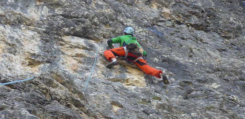 Arrampicata della Via Nikibi ai Lastoi de Formin