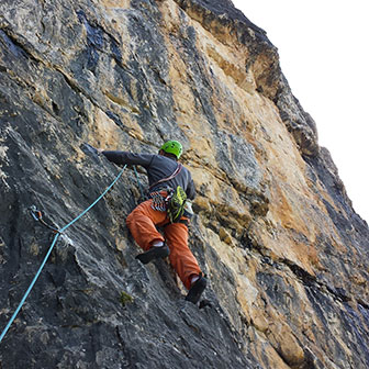 Arrampicata della Via Nikibi ai Lastoi de Formin