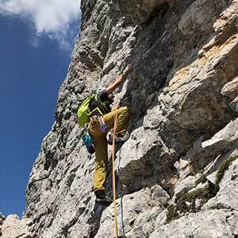 Via dei Pilastrini Climbing Route to Prima Torre del Sella