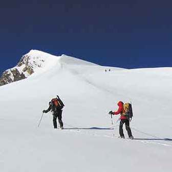 Alpinistica al Monte Polluce, Via Normale dal Ghiacciaio del Verra