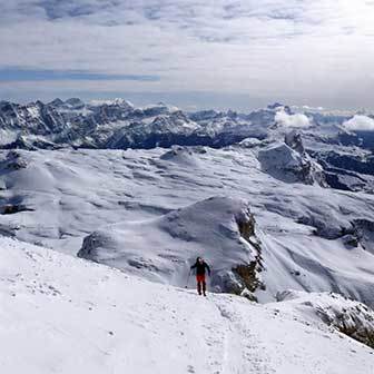 Sci Alpinismo alla Cima Puez Orientale nel Gruppo Puez-Odle