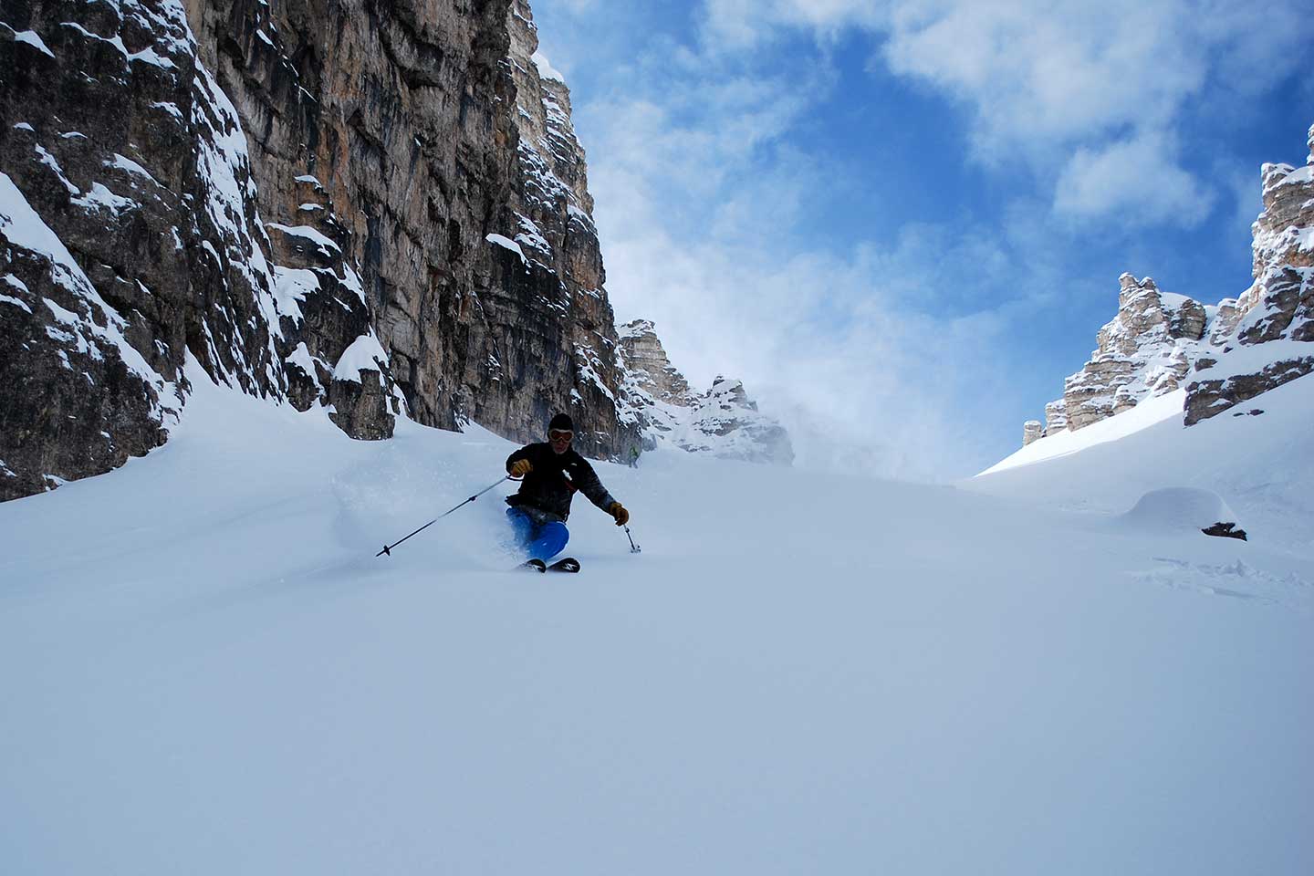 Off-piste Skiing Vallon de Raola to Tofane Group