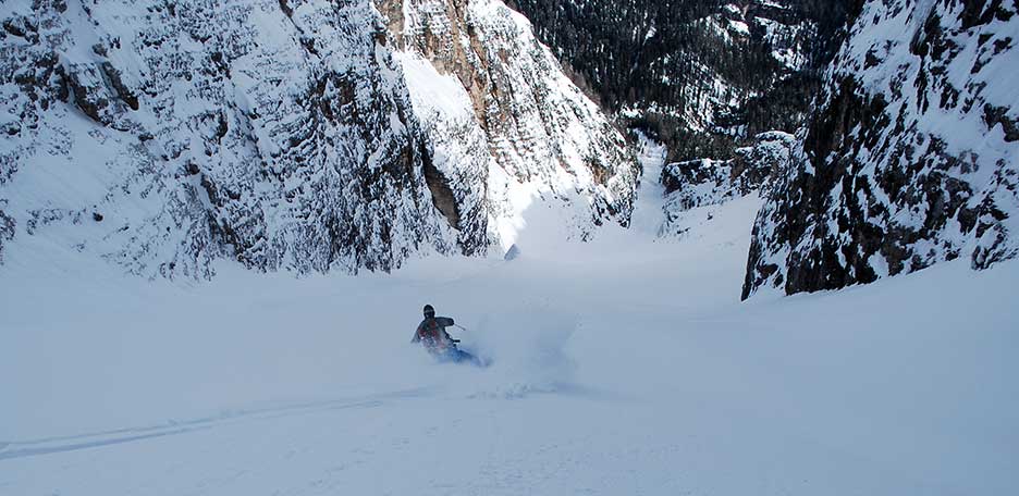 Off-piste Skiing Vallon de Raola to Tofane Group