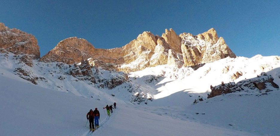 Sci Alpinismo alla Forcella Della Roa nel Gruppo Puez-Odle