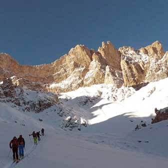 Sci Alpinismo alla Forcella Della Roa nel Gruppo Puez-Odle