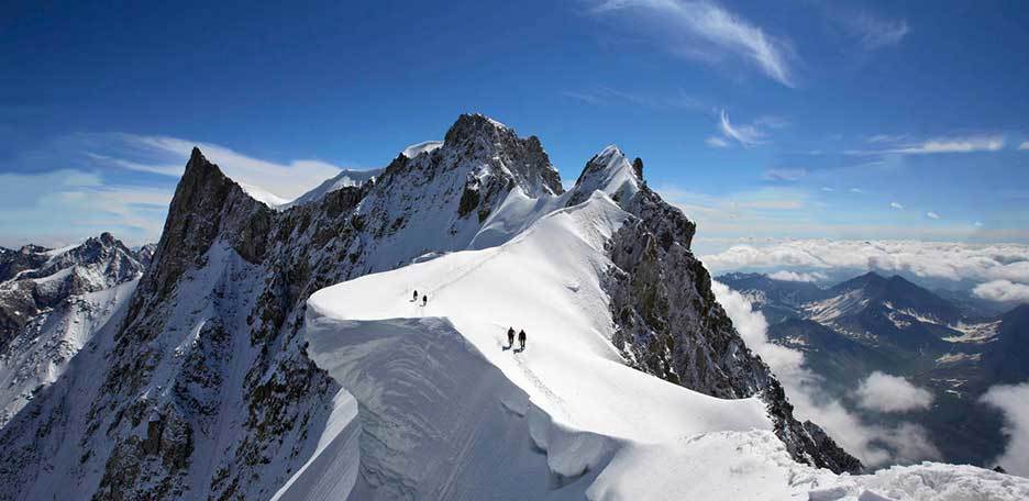 Climb to Mount Aiguille du Rochefort