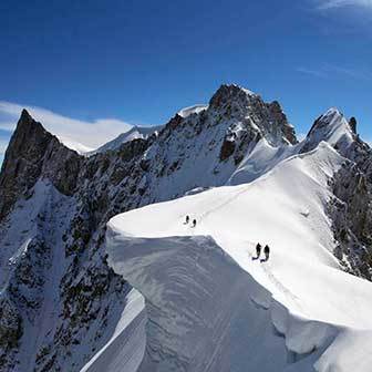 Climb to Mount Aiguille du Rochefort