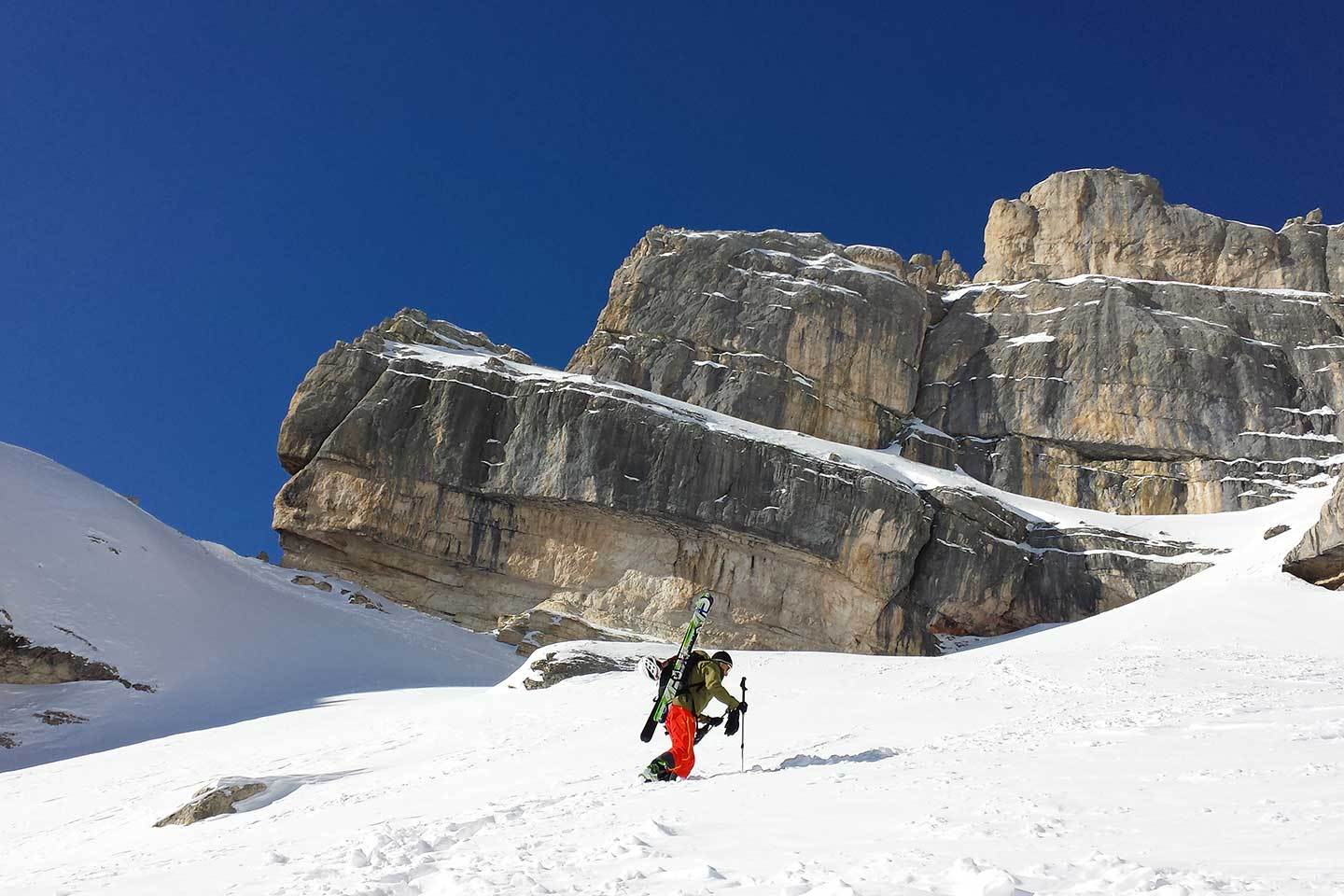 Ski Mountaineering to Tofana di Rozes and Bus de Tofana