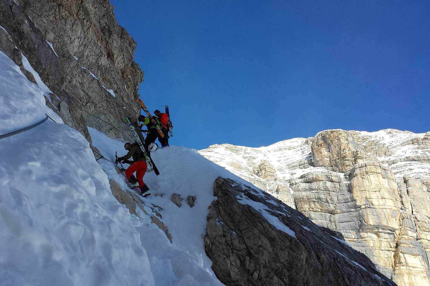 Ski Mountaineering to Tofana di Rozes and Bus de Tofana