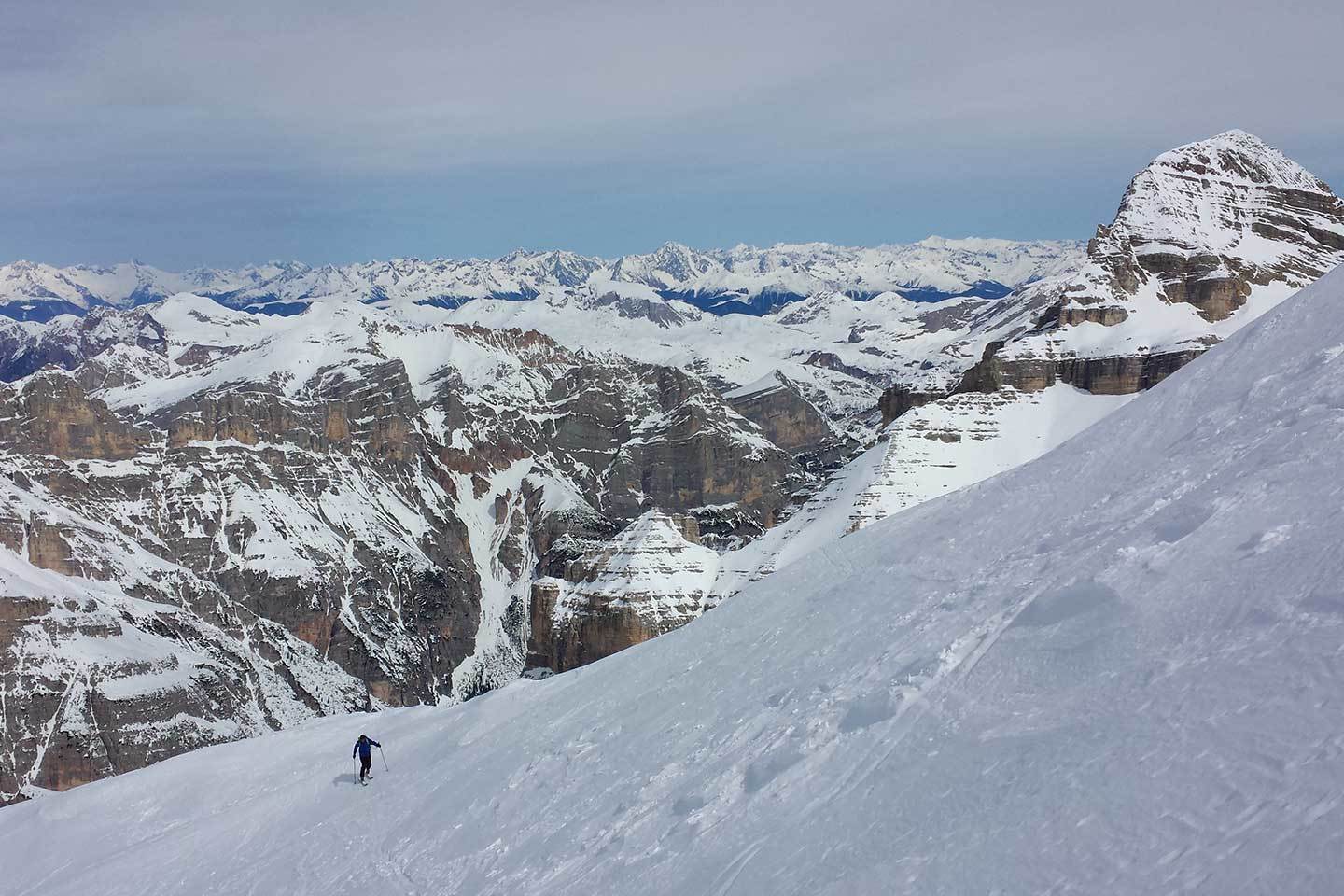 Ski Mountaineering to Tofana di Rozes and Bus de Tofana