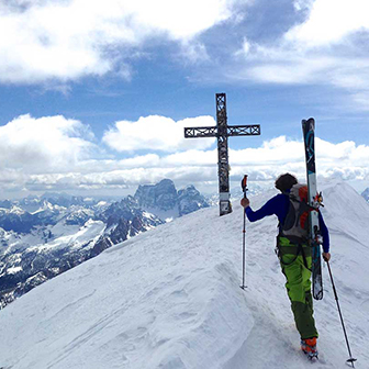 Ski Mountaineering to Tofana di Rozes