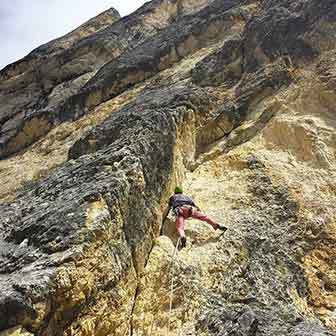 Via Schubert, Arrampicata al Piz Ciavazes nel Sella