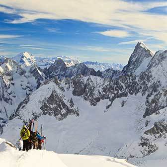 Ski Mountaineering to Aiguille du Midi, Ski Touring in Mont Blanc