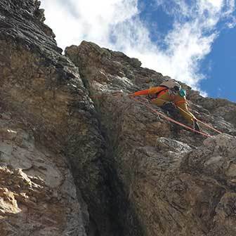 Terzo Spigolo Climbing Route at Tofana di Rozes