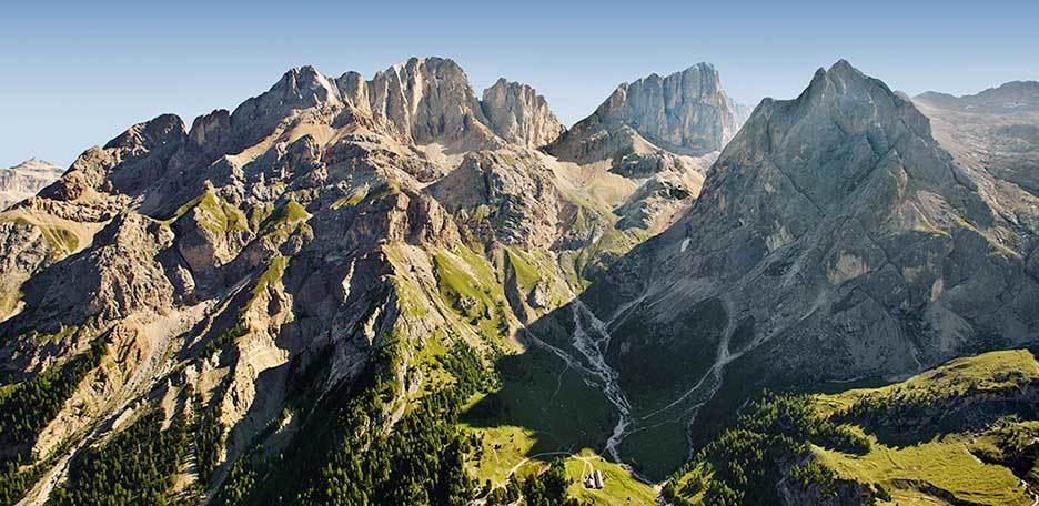 Traverse to Val Contrin and Val San Nicolò