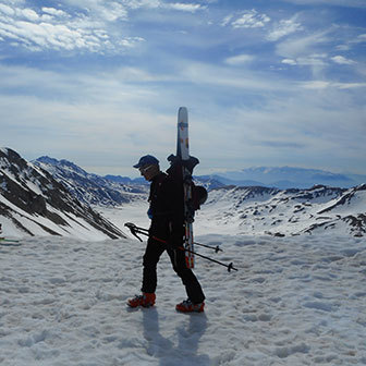 Ski Mountaineering to Monte Tremoggia from Fonte Vetica