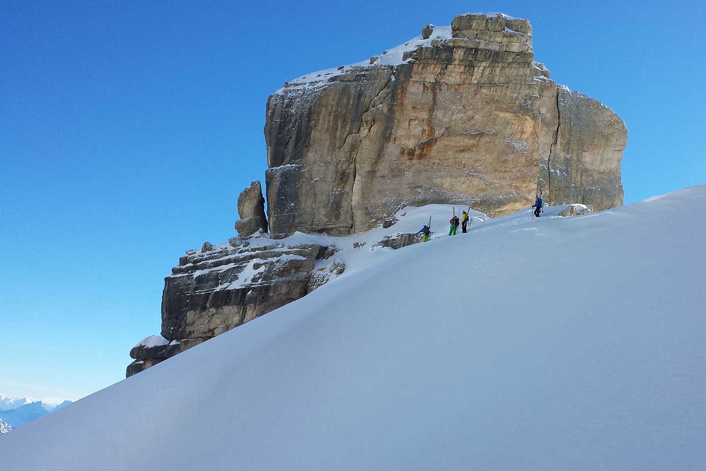 Off-piste Skiing and Via Ferrata to Vallon de Tofana