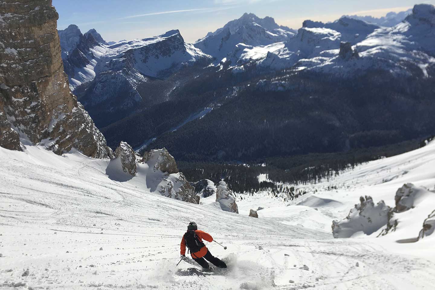 Off-piste Skiing and Via Ferrata to Vallon de Tofana