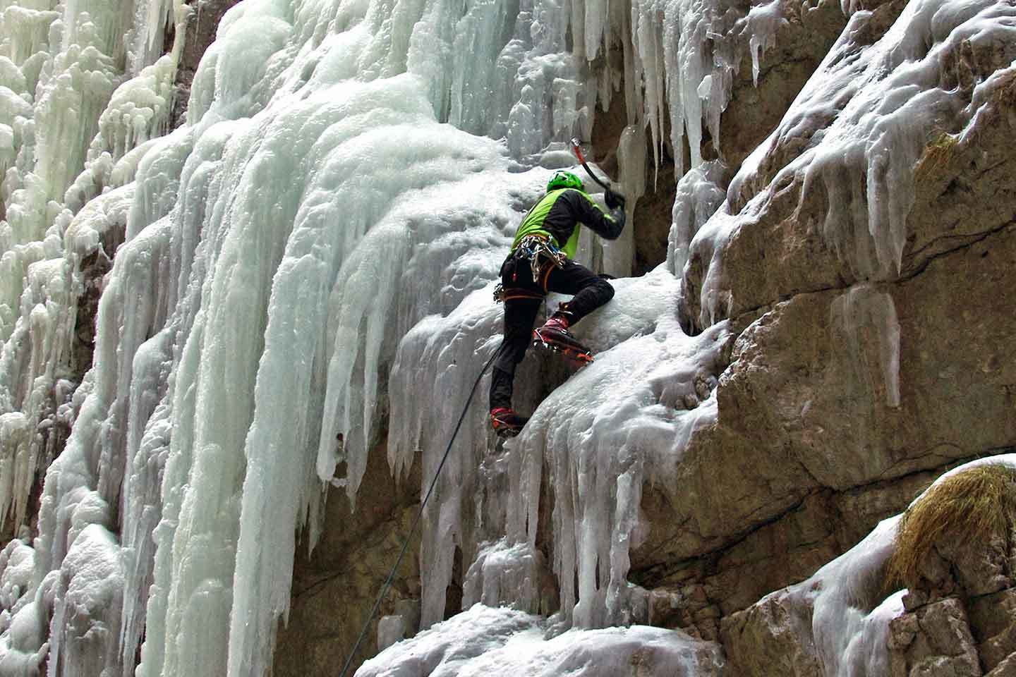 Arrampicata su Ghiaccio a Bardonecchia con Guida Alpina
