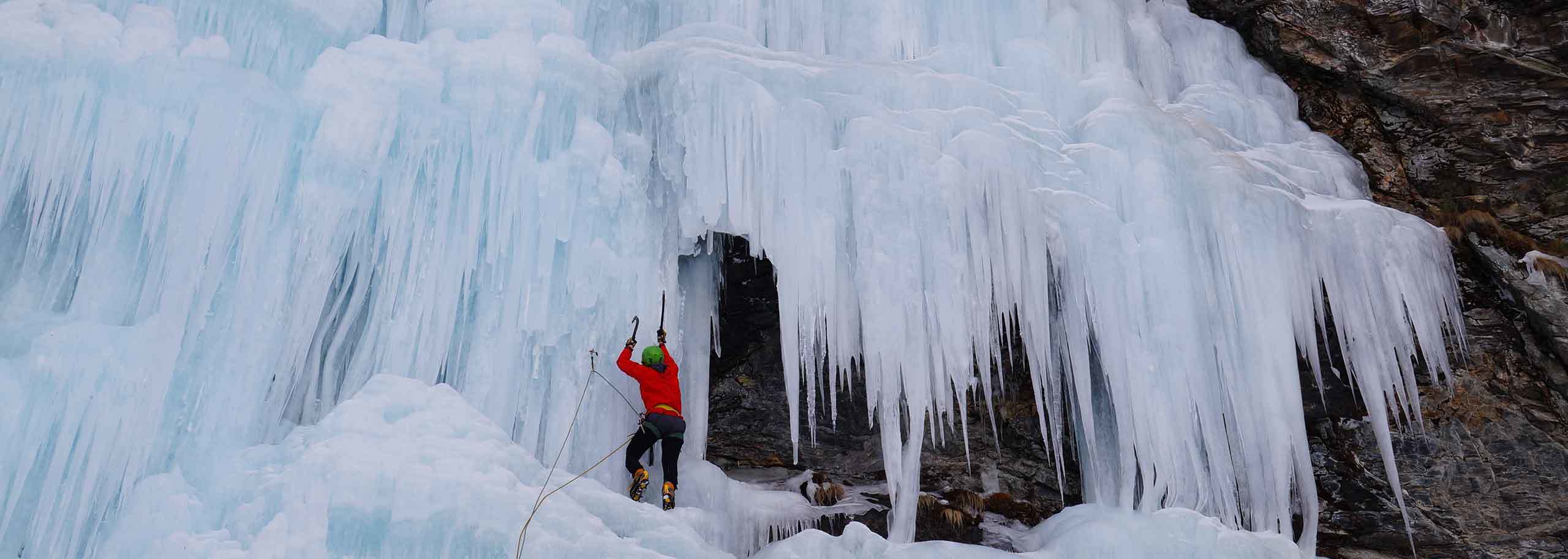 Arrampicata su Ghiaccio a Falcade, Cascate di Ghiaccio