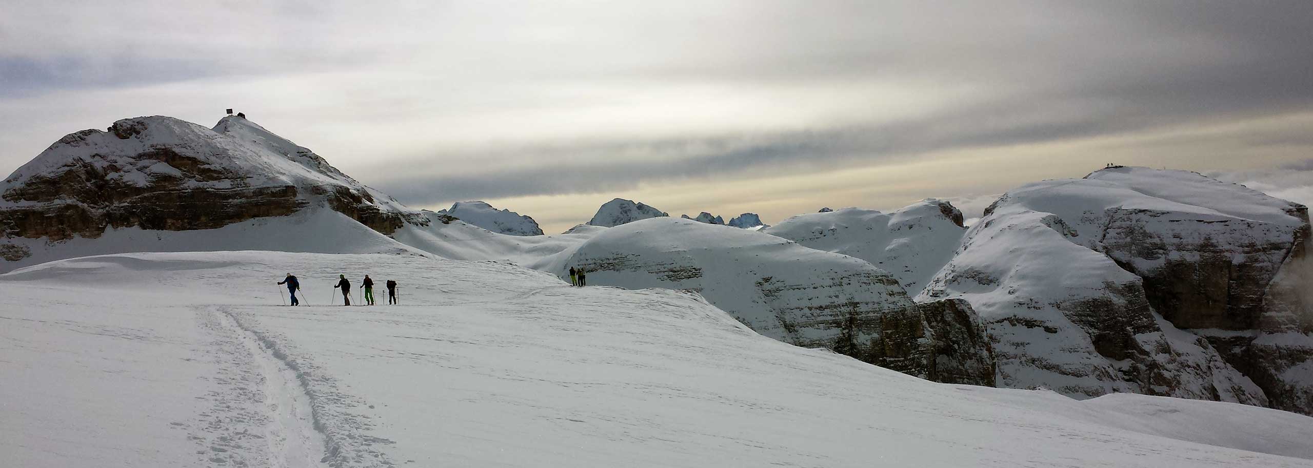 Sci alpinismo in Val di Fassa, Escursioni e Corsi Sci Alpinistici